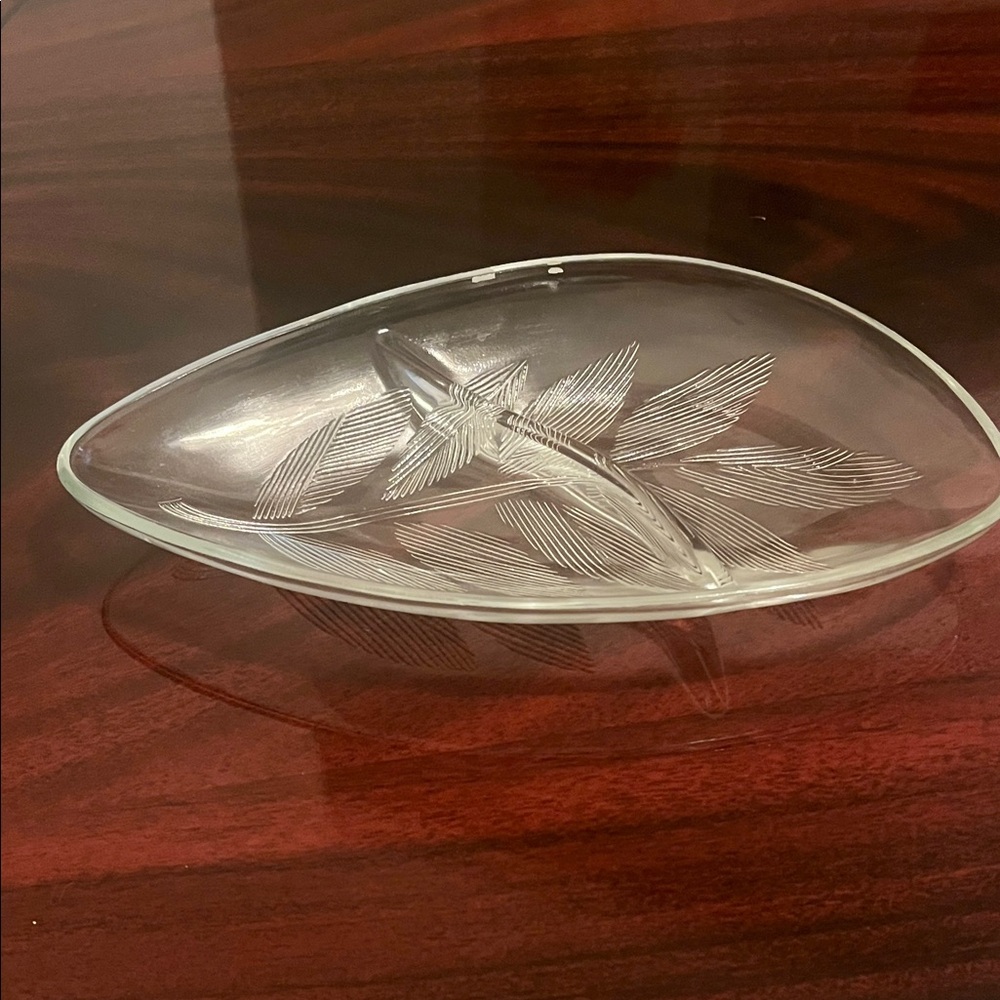 Leaf-Shaped Glass Dish